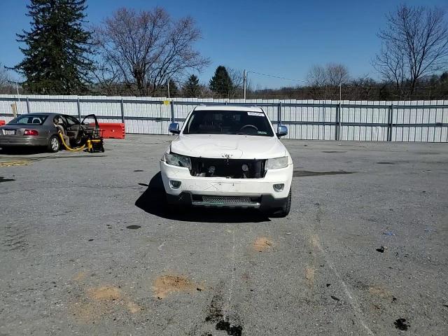 2012 Jeep Grand Cherokee - Image 12