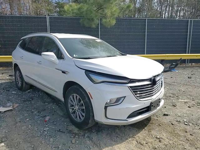 2022 Buick Enclave - Image 12