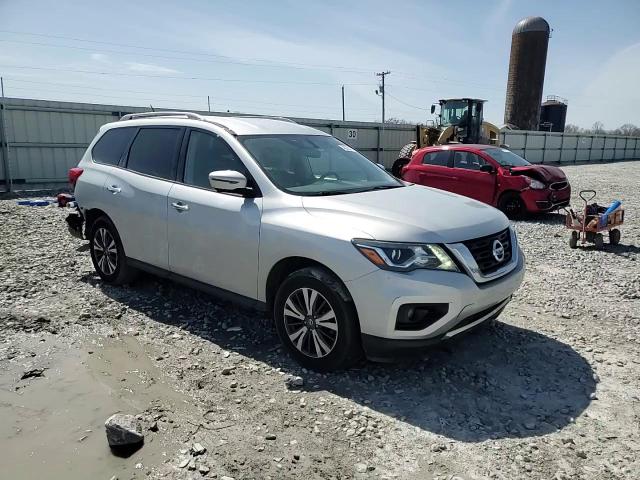2017 Nissan Pathfinder - Image 12