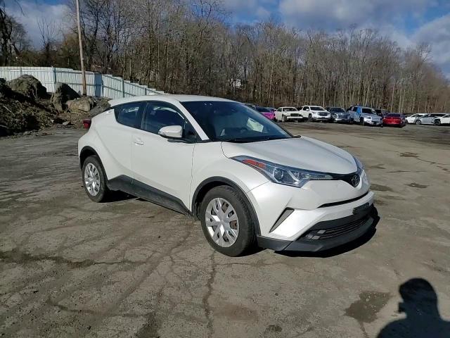 2019 Toyota C-HR - Image 11