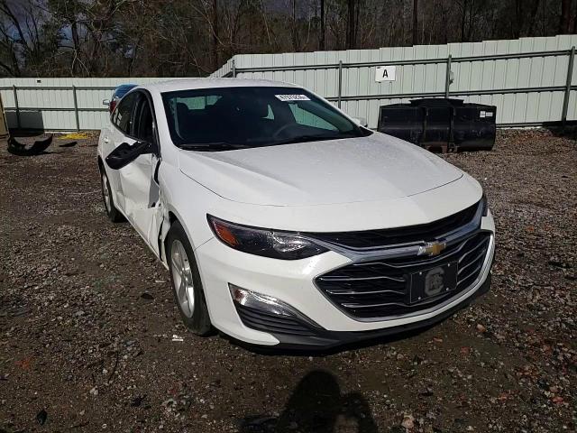 2023 Chevrolet Malibu - Image 10