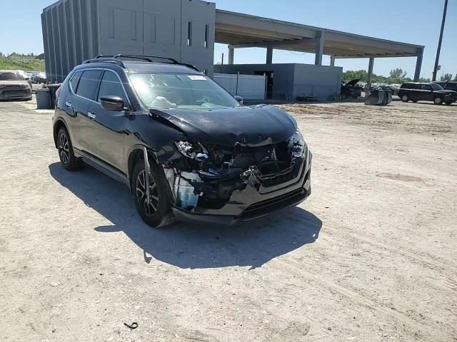 2018 Nissan Rogue - Image 14