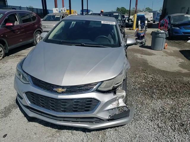 2017 Chevrolet Cruze - Image 13