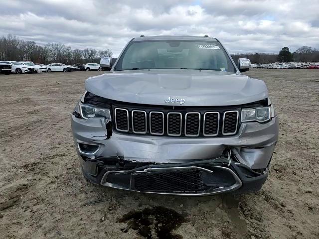 2018 Jeep Grand Cherokee - Image 12