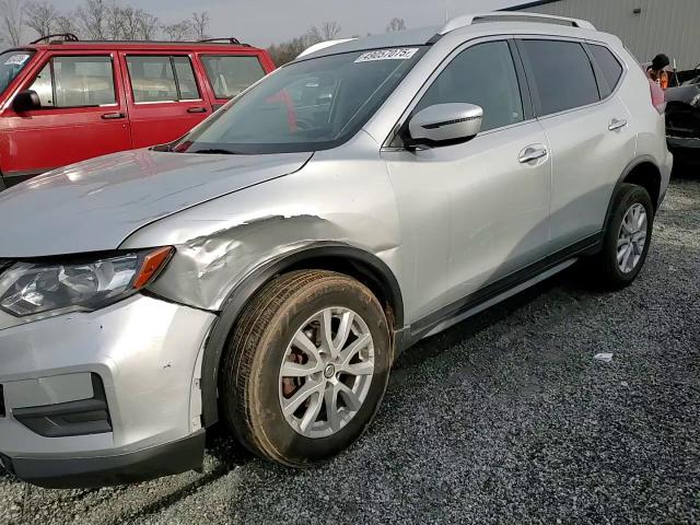2018 Nissan Rogue - Image 12