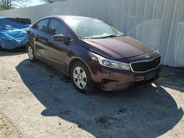2017 Kia Forte - Image 10
