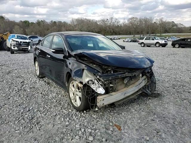 2014 Nissan Altima - Image 14