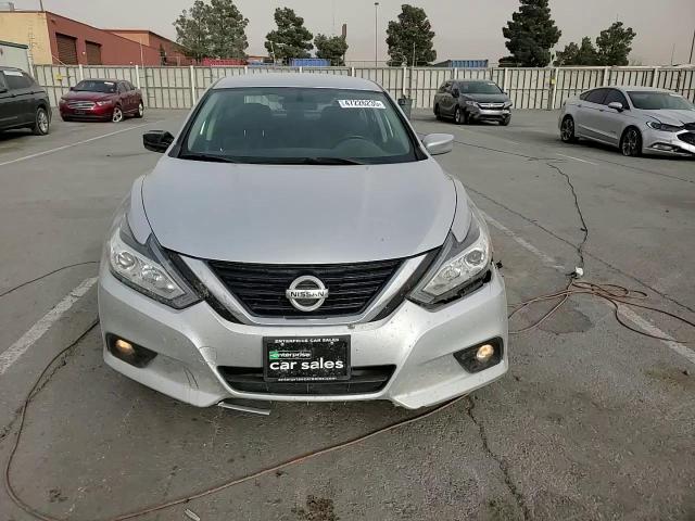 2018 Nissan Altima - Image 11