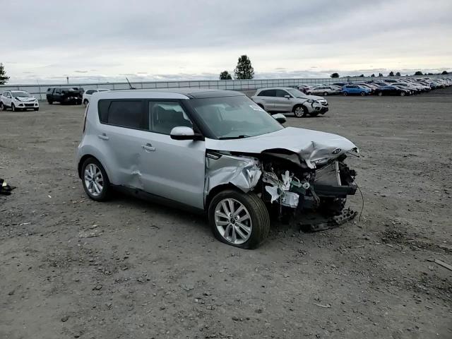 2017 Kia Soul - Image 11