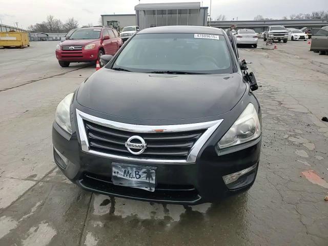 2015 Nissan Altima - Image 14