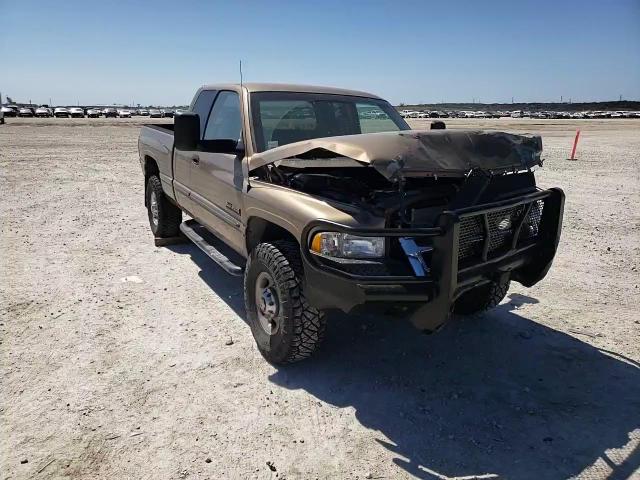 2001 Dodge RAM - Image 10