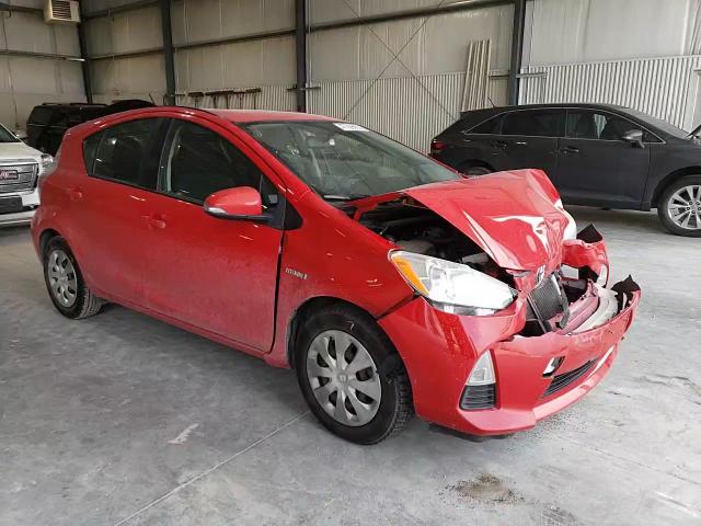 2013 Toyota Prius - Image 11