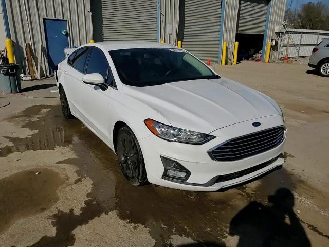 2019 Ford Fusion - Image 14