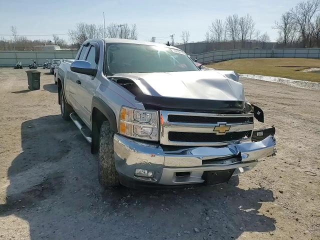 2013 Chevrolet Silverado - Image 11