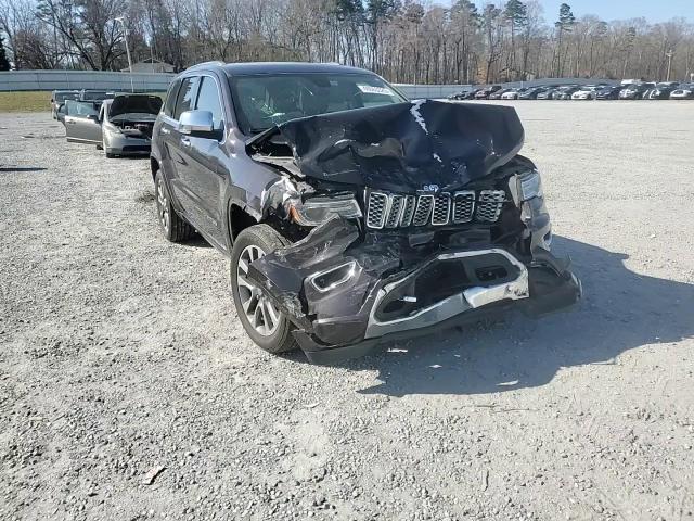 2017 Jeep Grand Cherokee - Image 11