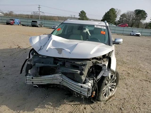 2017 Ford Explorer - Image 12