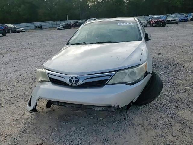 2013 Toyota Camry - Image 11