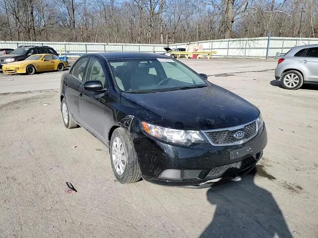 2013 Kia Forte - Image 11