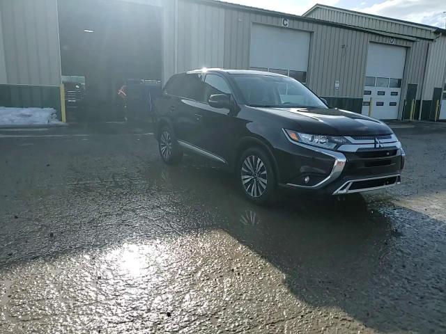 2019 Mitsubishi Outlander - Image 14