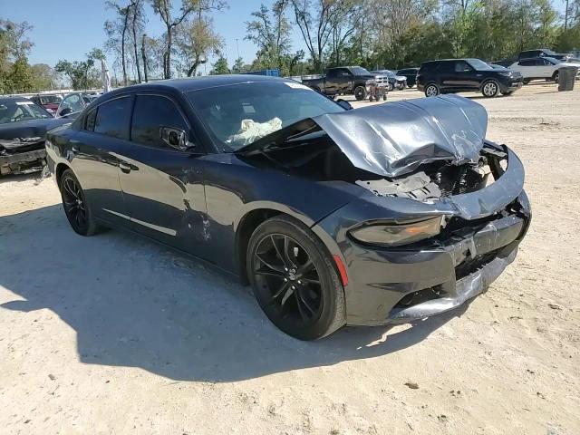 2018 Dodge Charger - Image 10