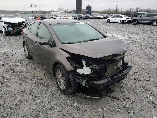 2014 Kia Forte - Image 10