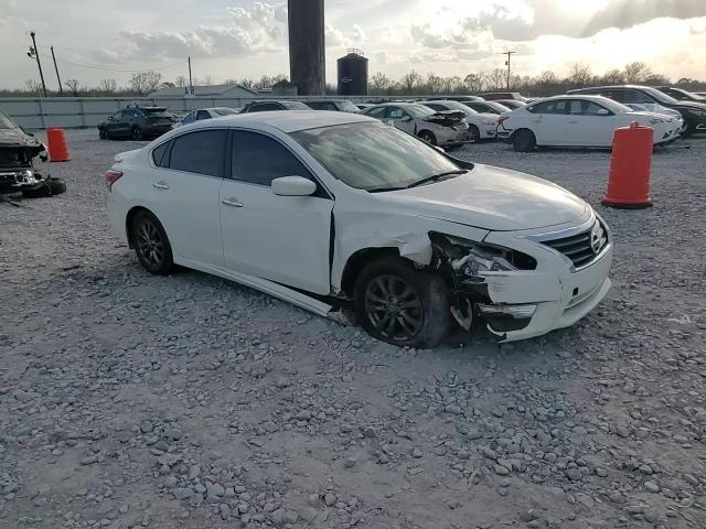 2015 Nissan Altima - Image 10