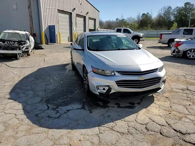 2017 Chevrolet Malibu - Image 13