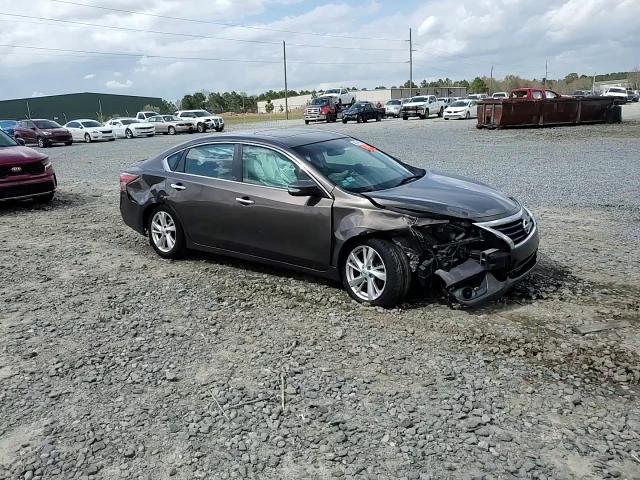 2014 Nissan Altima - Image 13