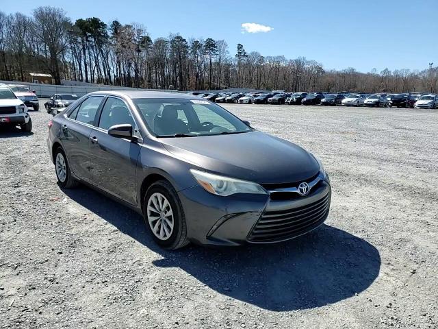 2015 Toyota Camry - Image 10