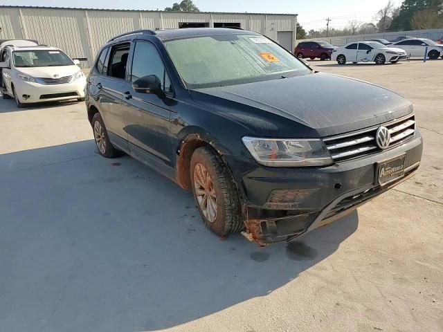 2020 Volkswagen Tiguan - Image 11