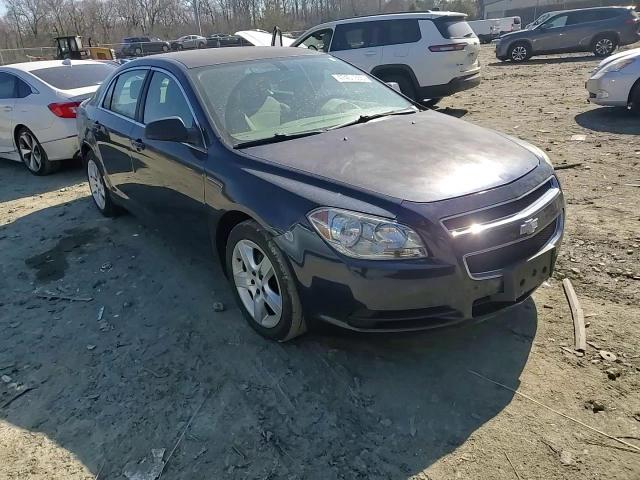 2010 Chevrolet Malibu - Image 10