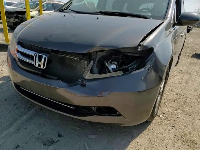 2015 Honda Odyssey - Image 11