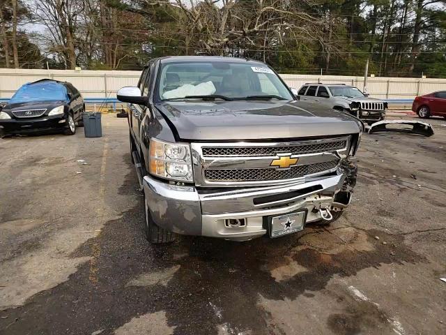 2013 Chevrolet Silverado - Image 13