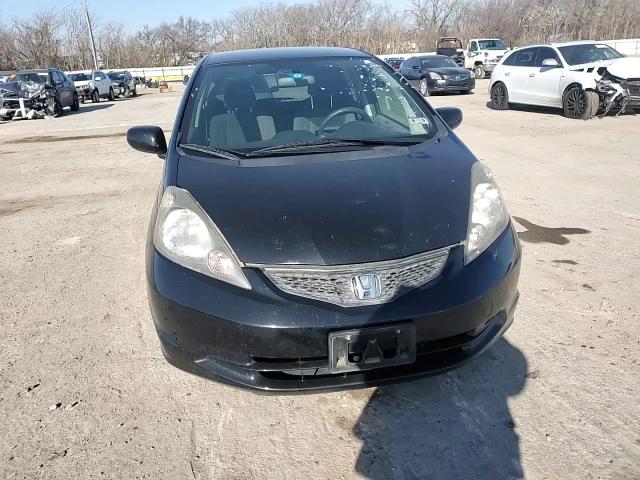 2013 Honda Fit - Image 10