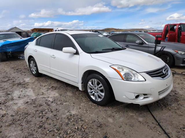 2012 Nissan Altima - Image 13
