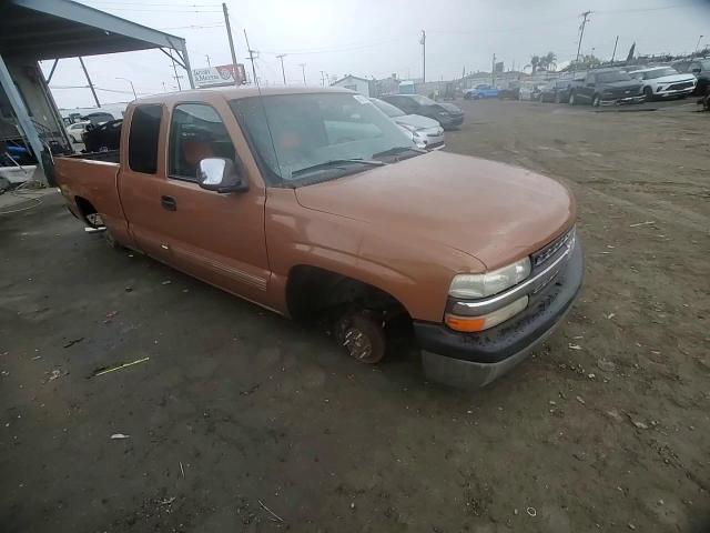 1999 Chevrolet Silverado - Image 11