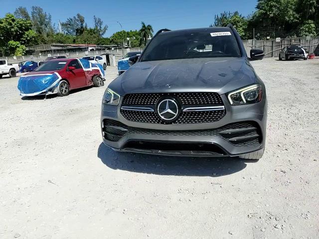 2020 Mercedes-Benz GLE - Image 12