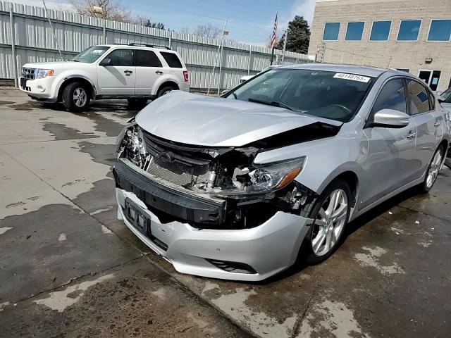 2016 Nissan Altima - Image 14