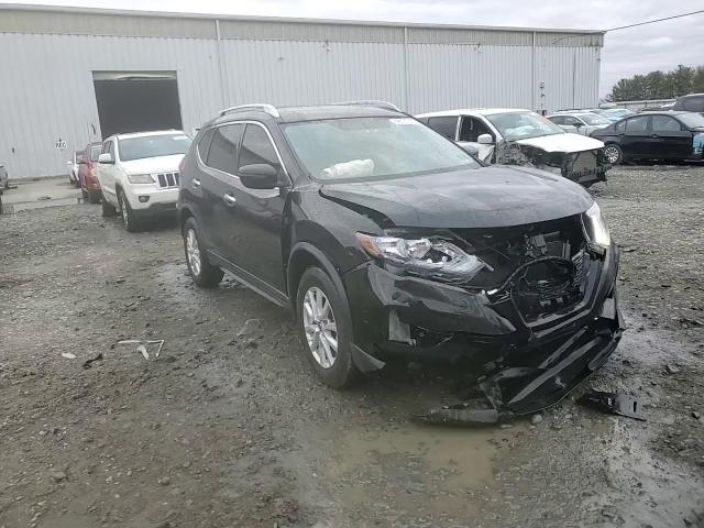 2018 Nissan Rogue - Image 15