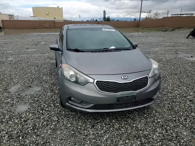 2015 Kia Forte - Image 10