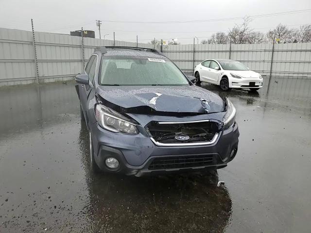2018 Subaru Outback - Image 12