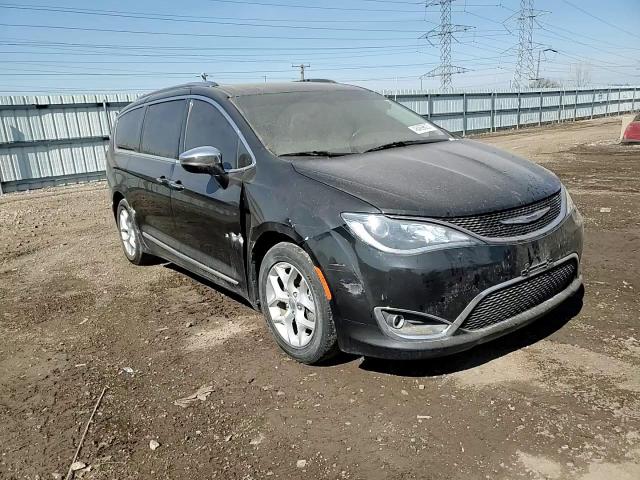 2020 Chrysler Pacifica - Image 12