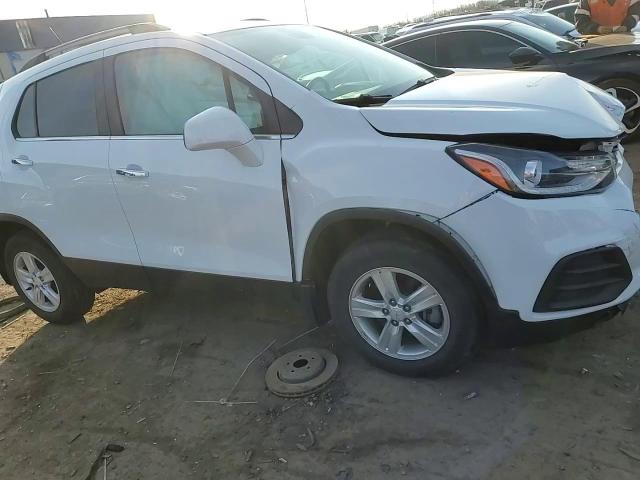 2020 Chevrolet Trax - Image 12