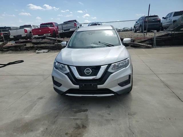 2019 Nissan Rogue - Image 11
