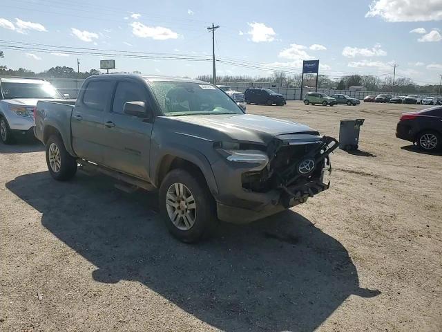 2019 Toyota Tacoma - Image 10