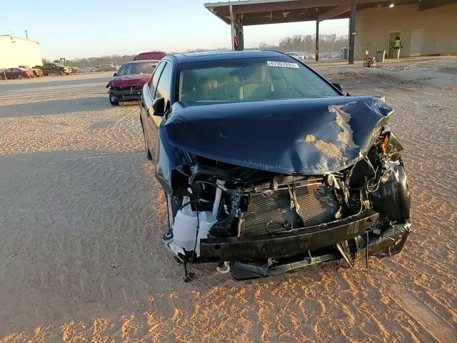 2012 Toyota Camry - Image 14