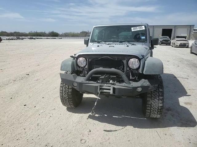 2013 Jeep Wrangler - Image 12