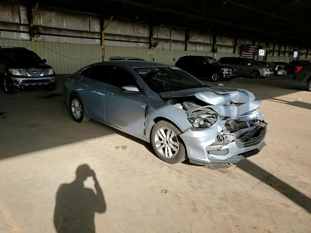 2018 Chevrolet Malibu - Image 11