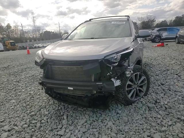 2017 Hyundai Santa Fe - Image 11