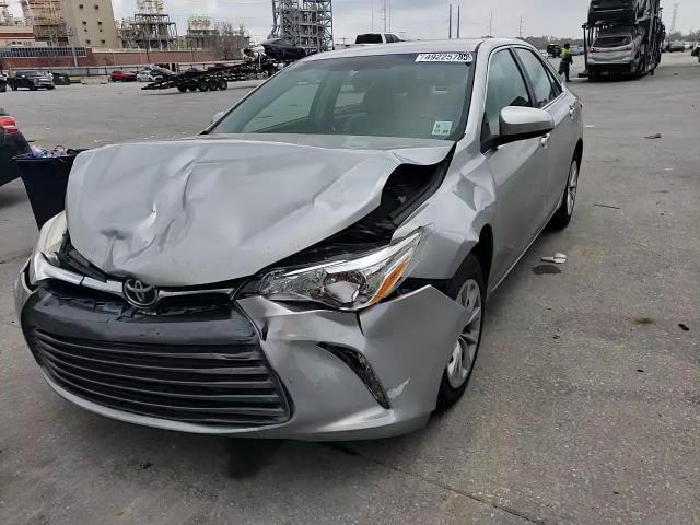 2017 Toyota Camry - Image 10